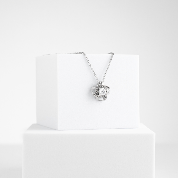 Para a Minha Mamã - Colar banhado a ouro branco 14k com cristais de zirconia cúbica FIONA
