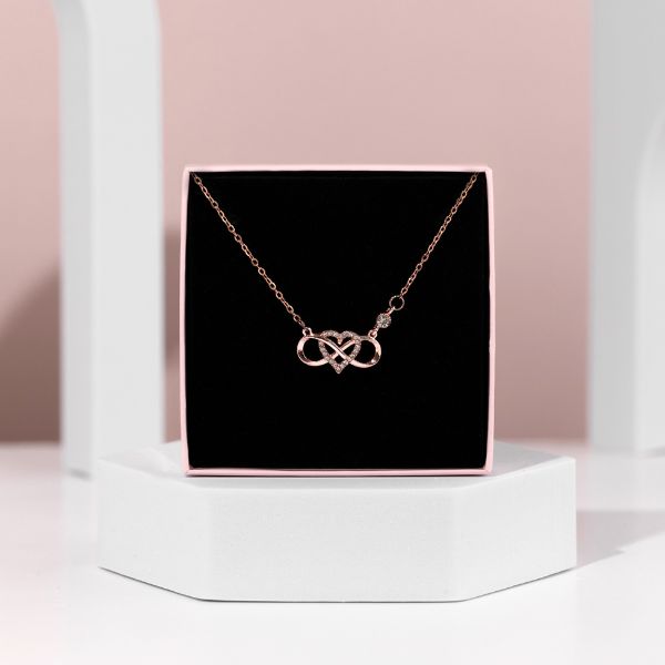 Colar em ouro rosa com cristais de zircónias cúbicas LOVEHEART